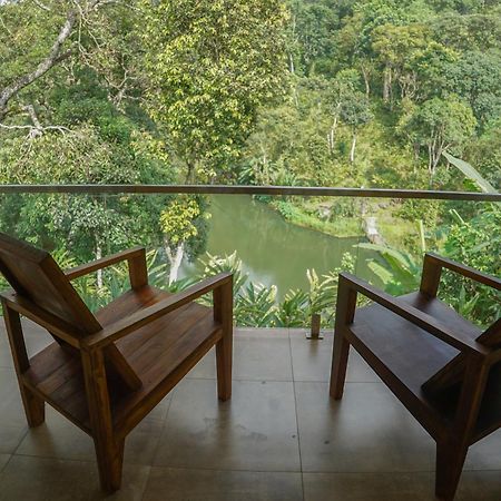 Spice Forest Plantation Homestay, Thekkady Vandiperiyar ภายนอก รูปภาพ