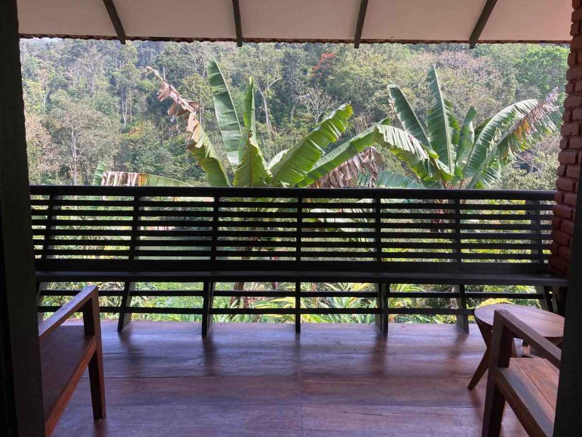 Spice Forest Plantation Homestay, Thekkady Vandiperiyar ภายนอก รูปภาพ