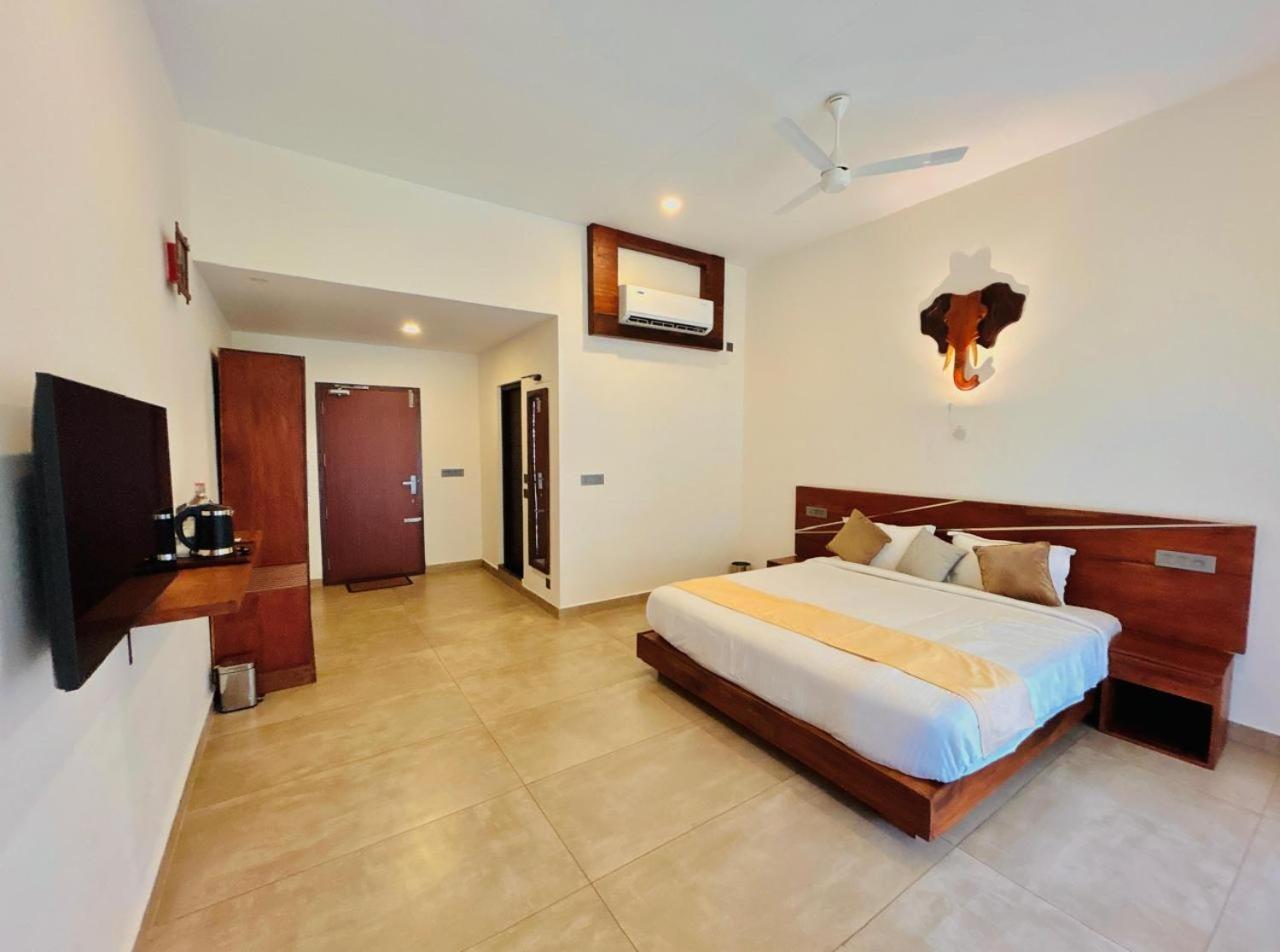 Spice Forest Plantation Homestay, Thekkady Vandiperiyar ภายนอก รูปภาพ