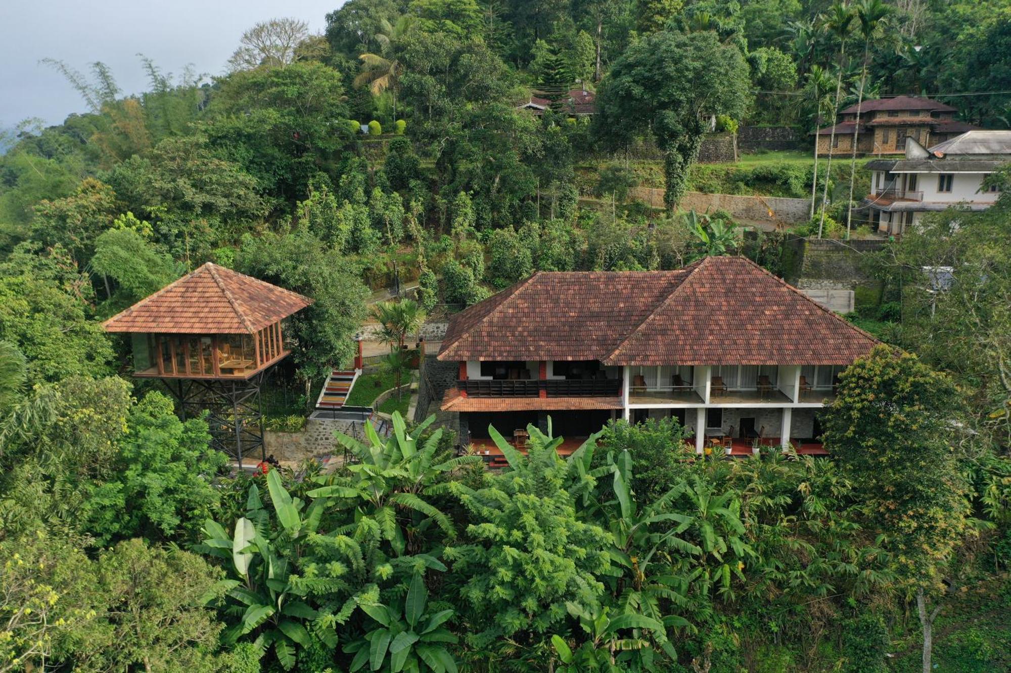 Spice Forest Plantation Homestay, Thekkady Vandiperiyar ภายนอก รูปภาพ